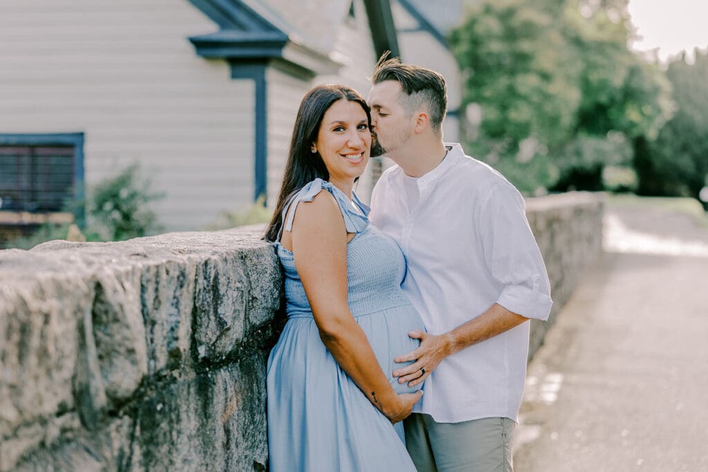 Maymont Richmond maternity photography session with the Barnes family surrounded by spring blooms and golden light.